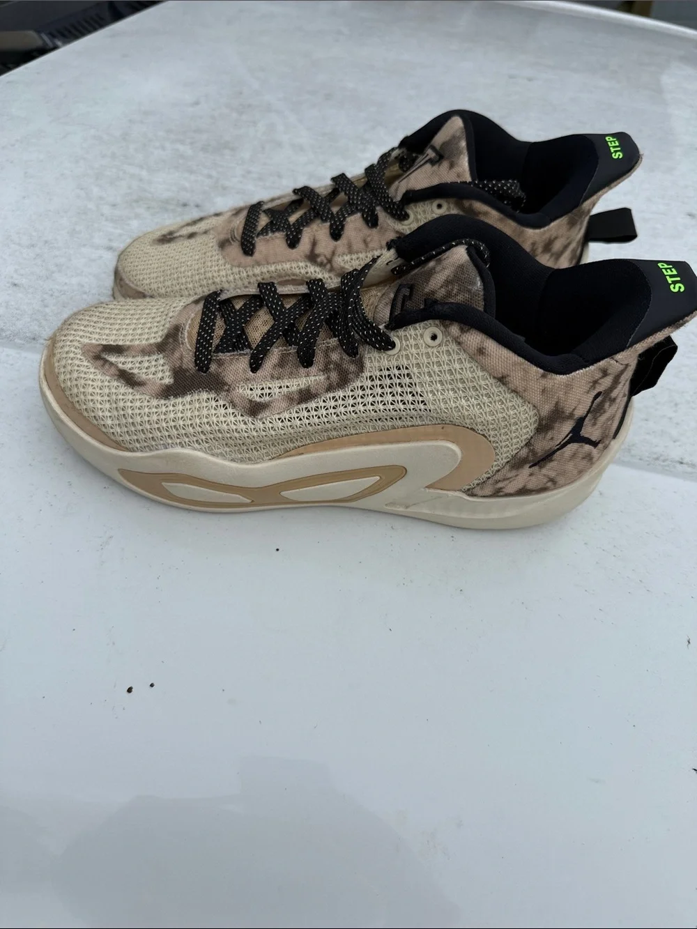 Jordan Men's Athletic Shoes in Beige Tie-Dye with Black Accents